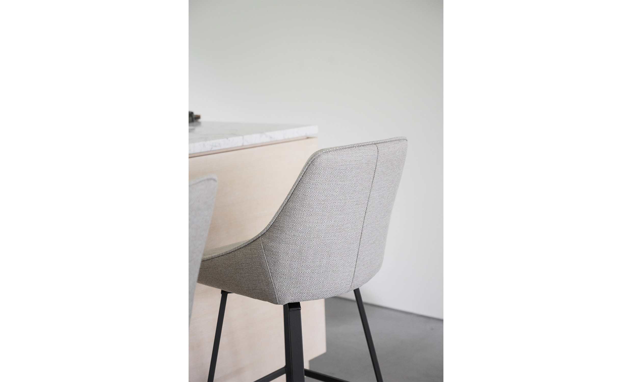 ALISON Barstol Beige från Rowico Home, bild 2