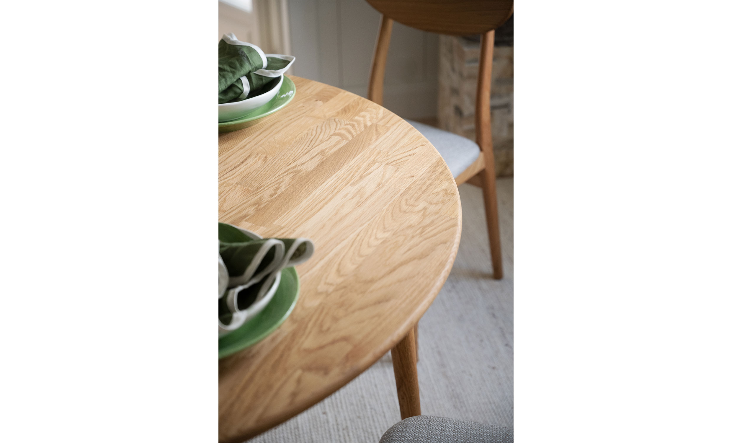 TYLER Matbord Runt 120/165 Ek från Rowico Home, bild 2