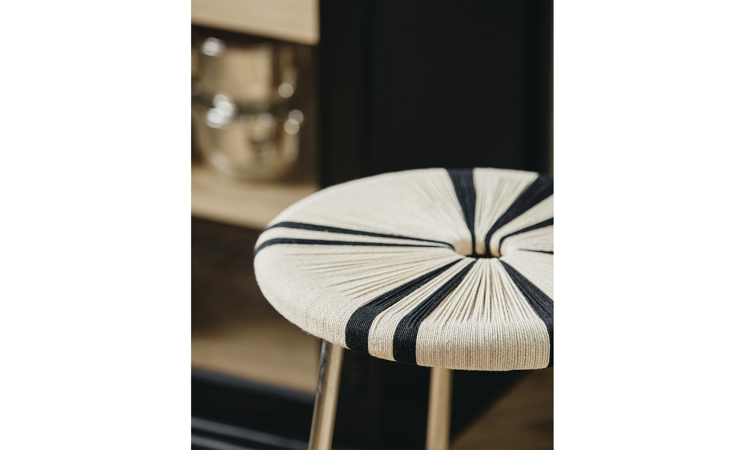 MORICE Pall Hög Svart/Ivory från Nordal, bild 2