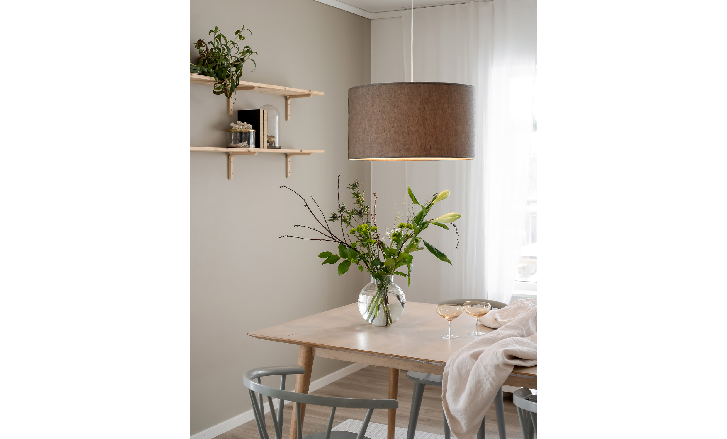 SARA Taklampa 55cm Linne Mocca från PR Home, bild 2