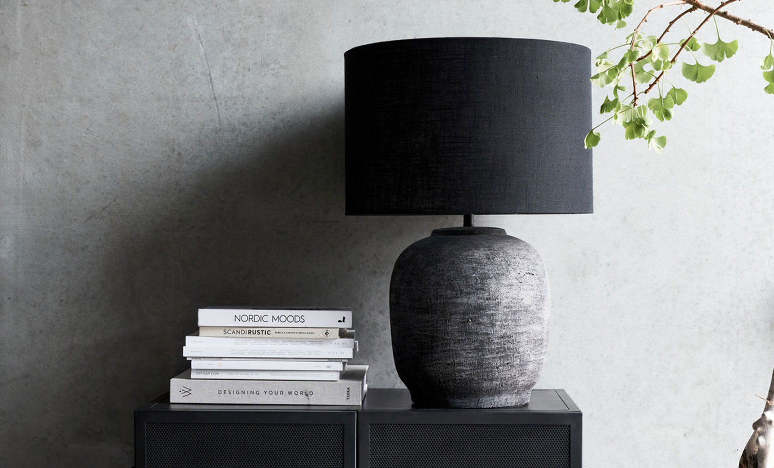 TAHI Bordslampa Svart från House Doctor, bild 2