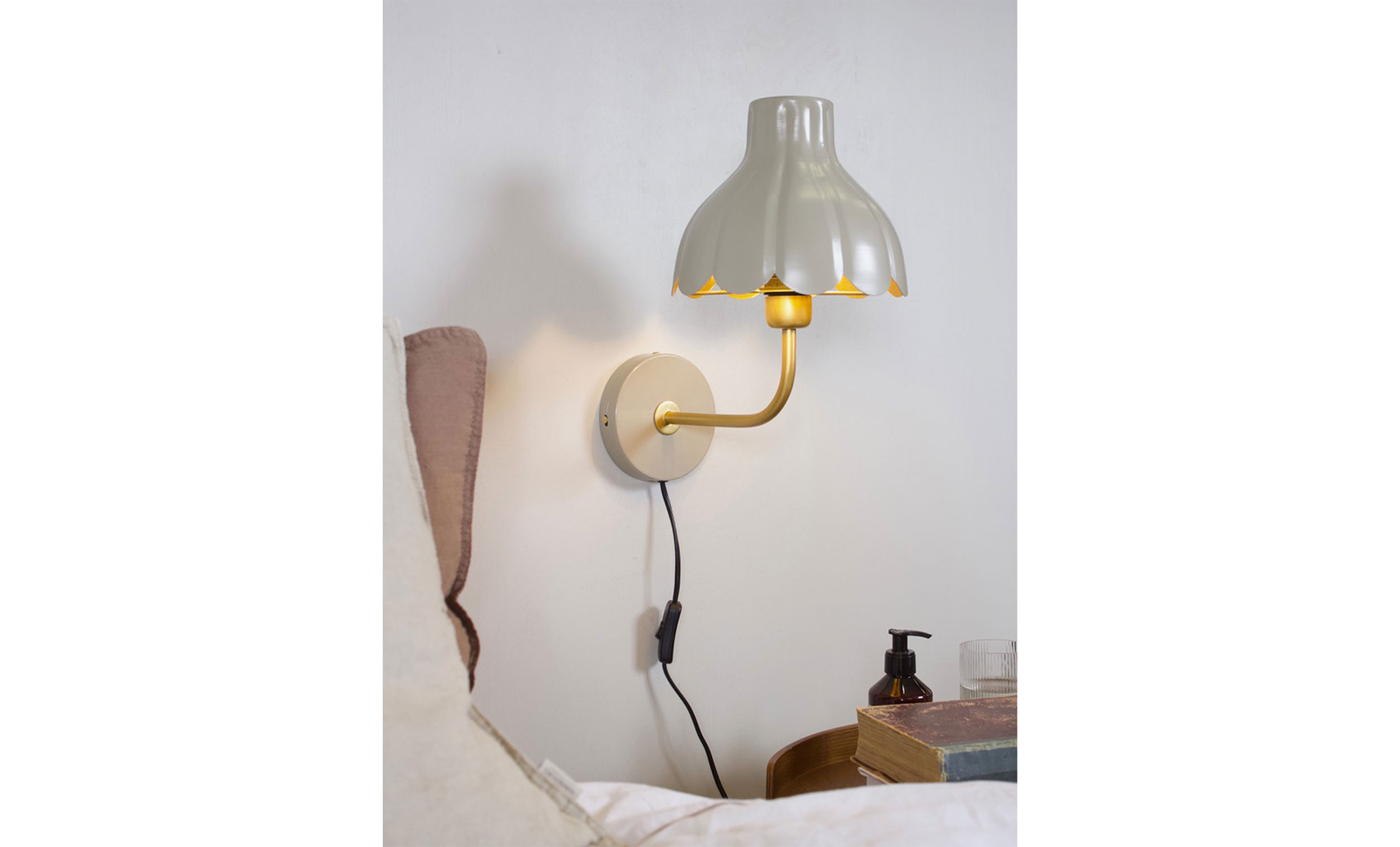 WELLS Vägglampa Beige 21cm från PR Home, bild 2