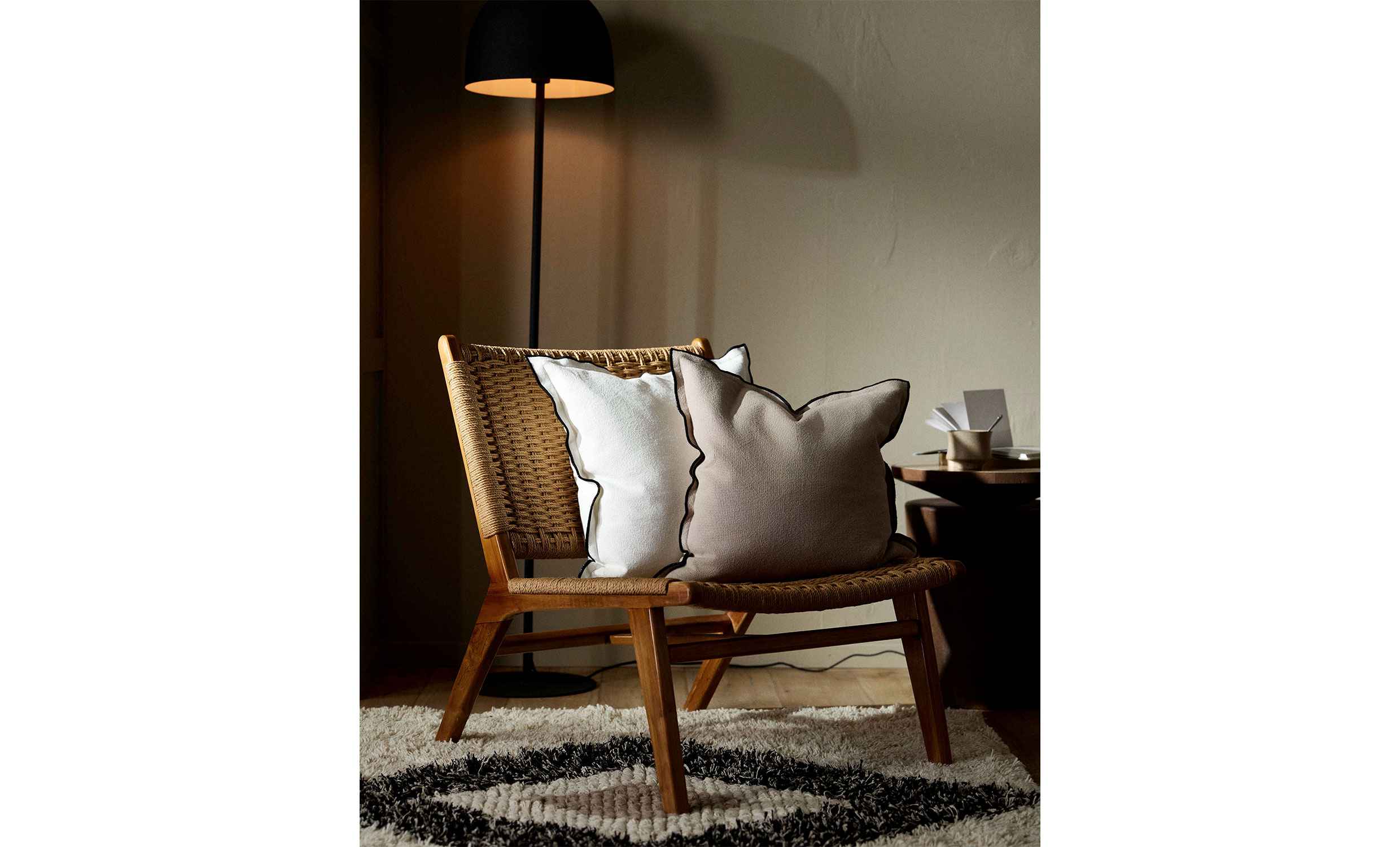 ALTAIR Kuddfodral 48x48 Ivory/Svart från Nordal, bild 2