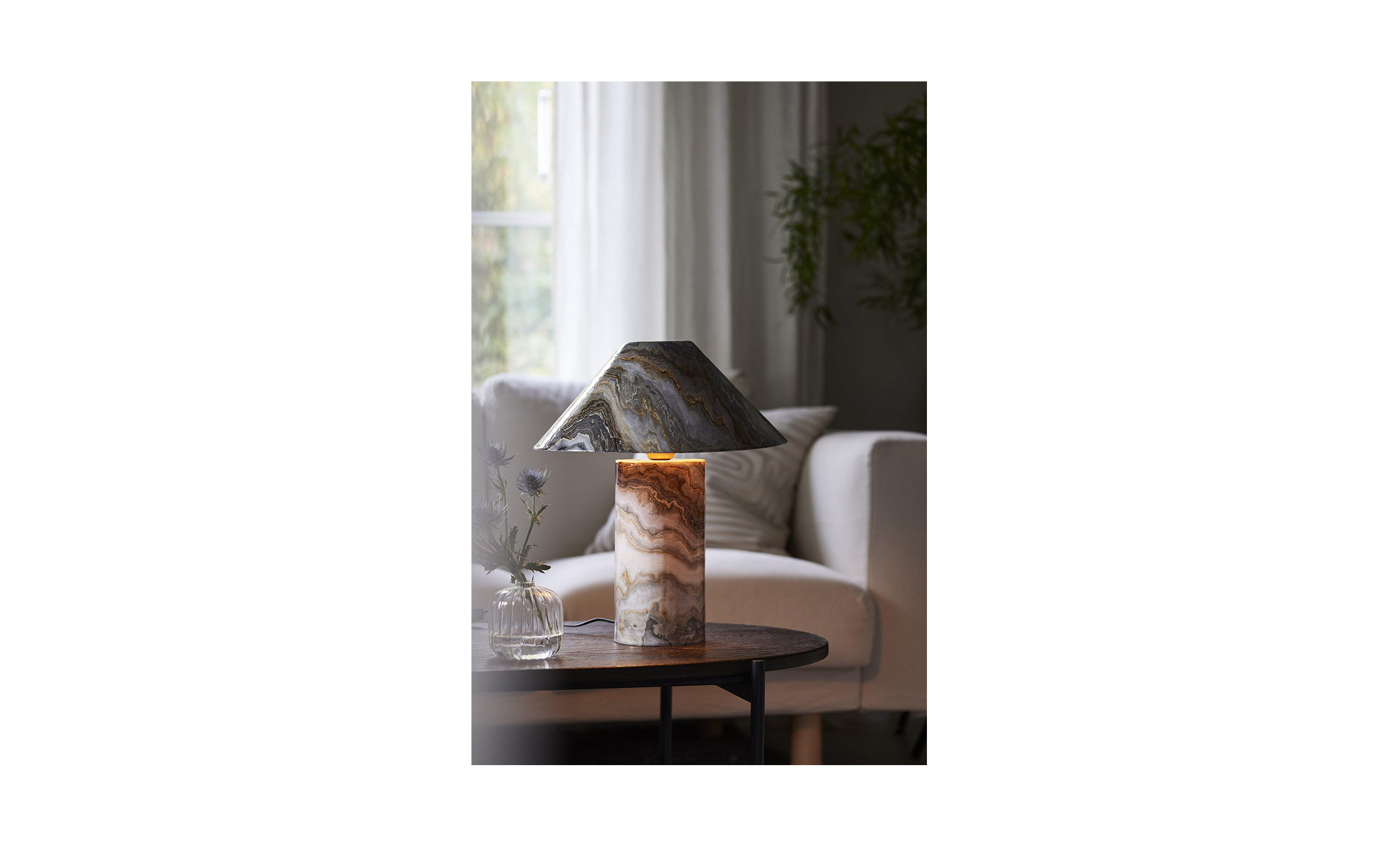 MARNIE Bordslampa Marmor Natur från PR Home, bild 2