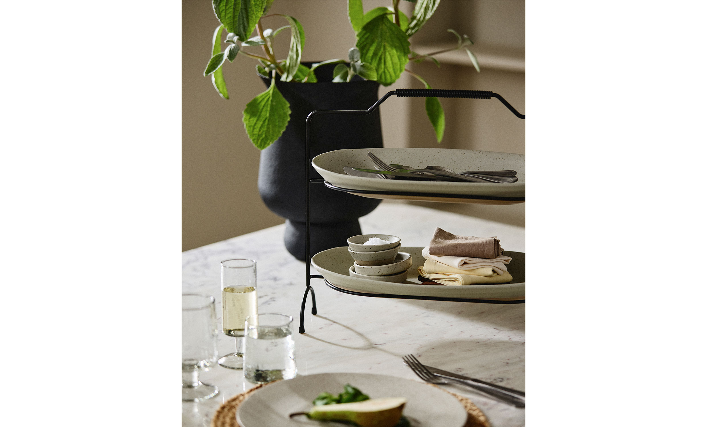 PRIMULA Serveringsställ 2 Svart från Nordal, bild 2
