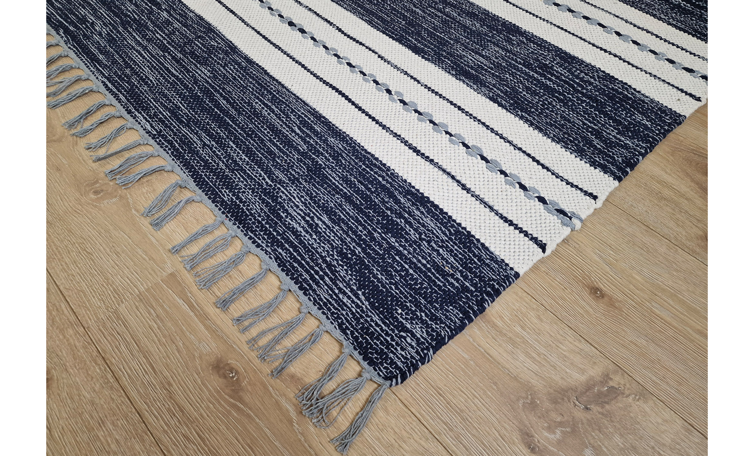 SUNNE Matta 75x150 Havsblå från SoffaDirekt, bild 2