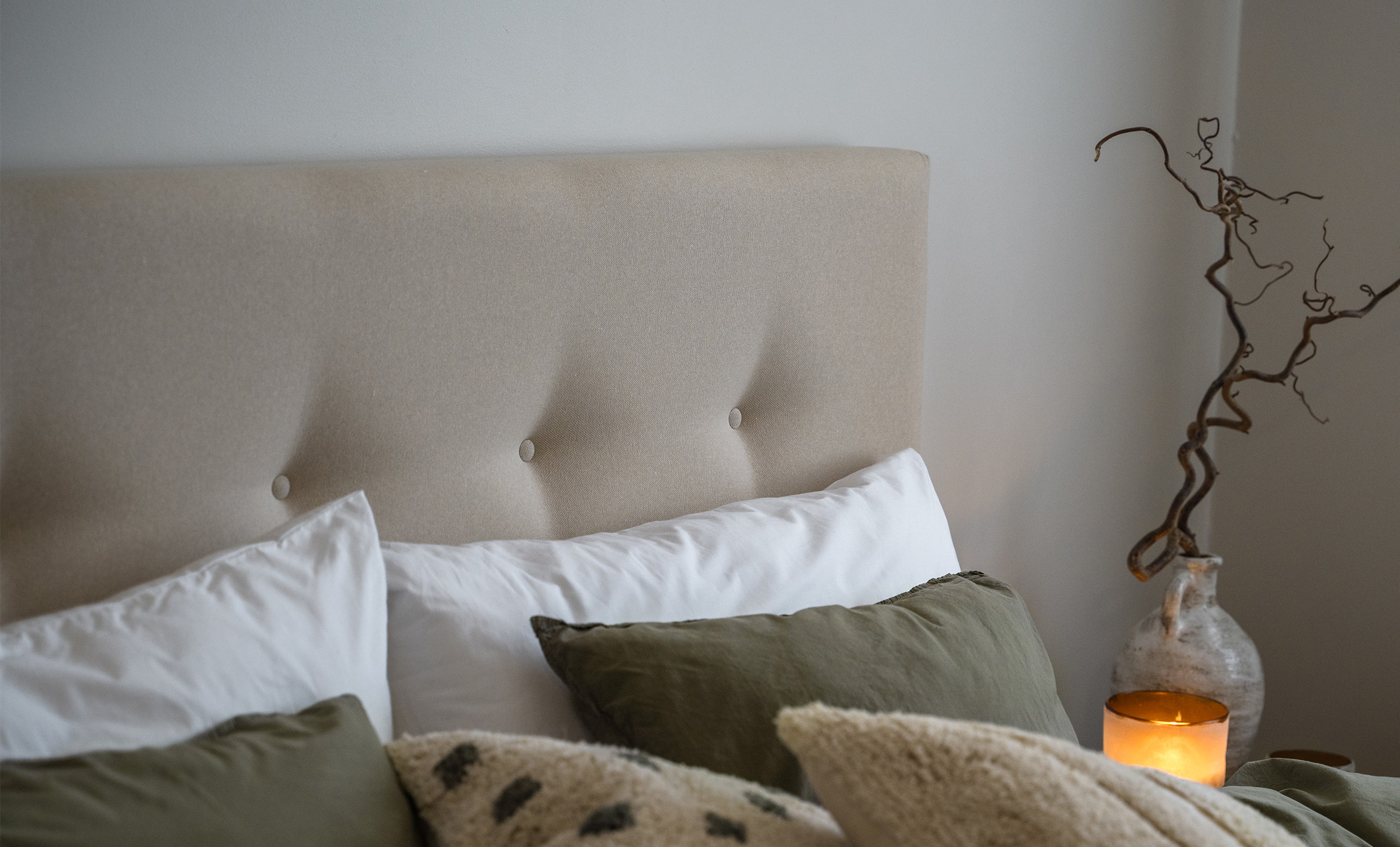 ÄNGELHOLM Deluxe 160 Sängpaket Medium/Fast Beige från SoffaDirekt, bild 2