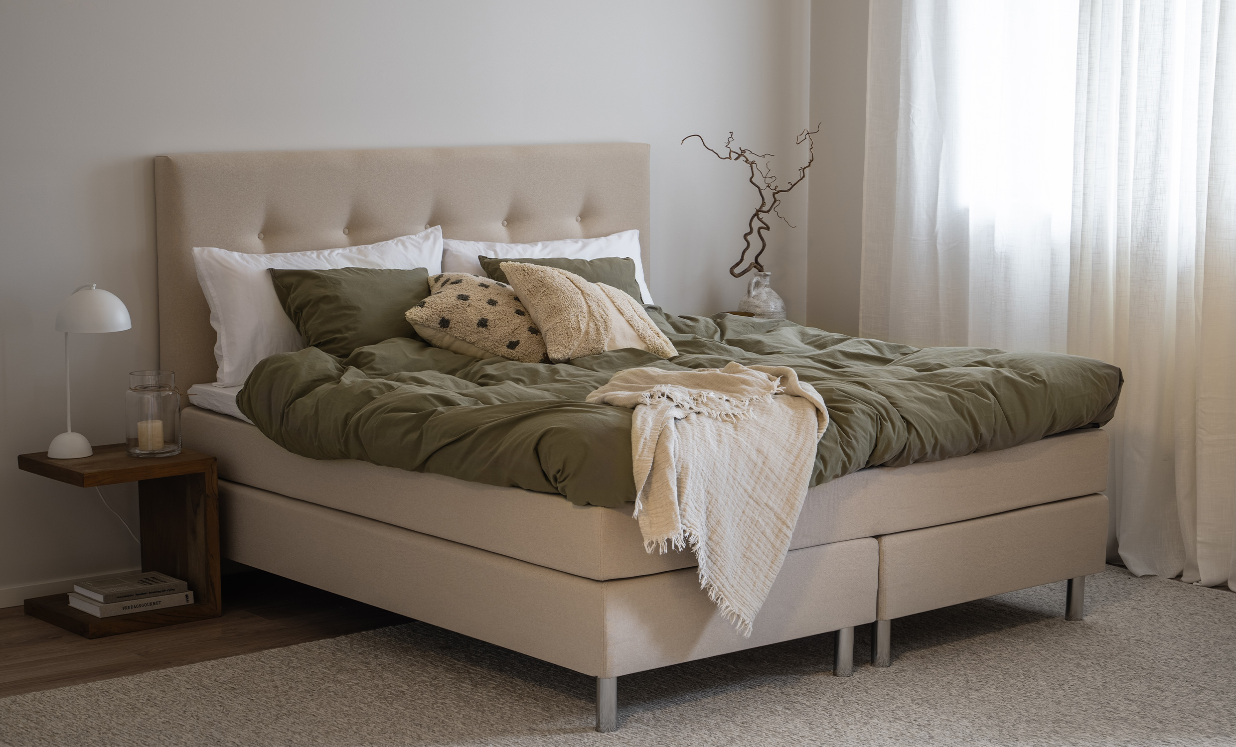 ÄNGELHOLM Deluxe 180 Medium/Medium Beige från SoffaDirekt, bild 2