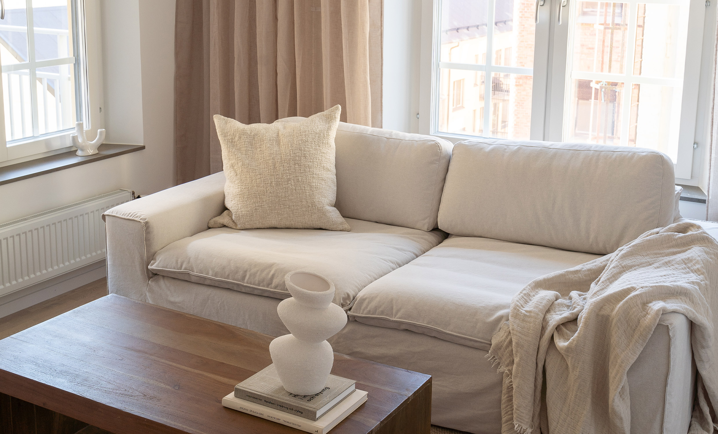 DOVER Grand Deluxe 3-sitssoffa Linnebeige från SoffaDirekt, bild 2