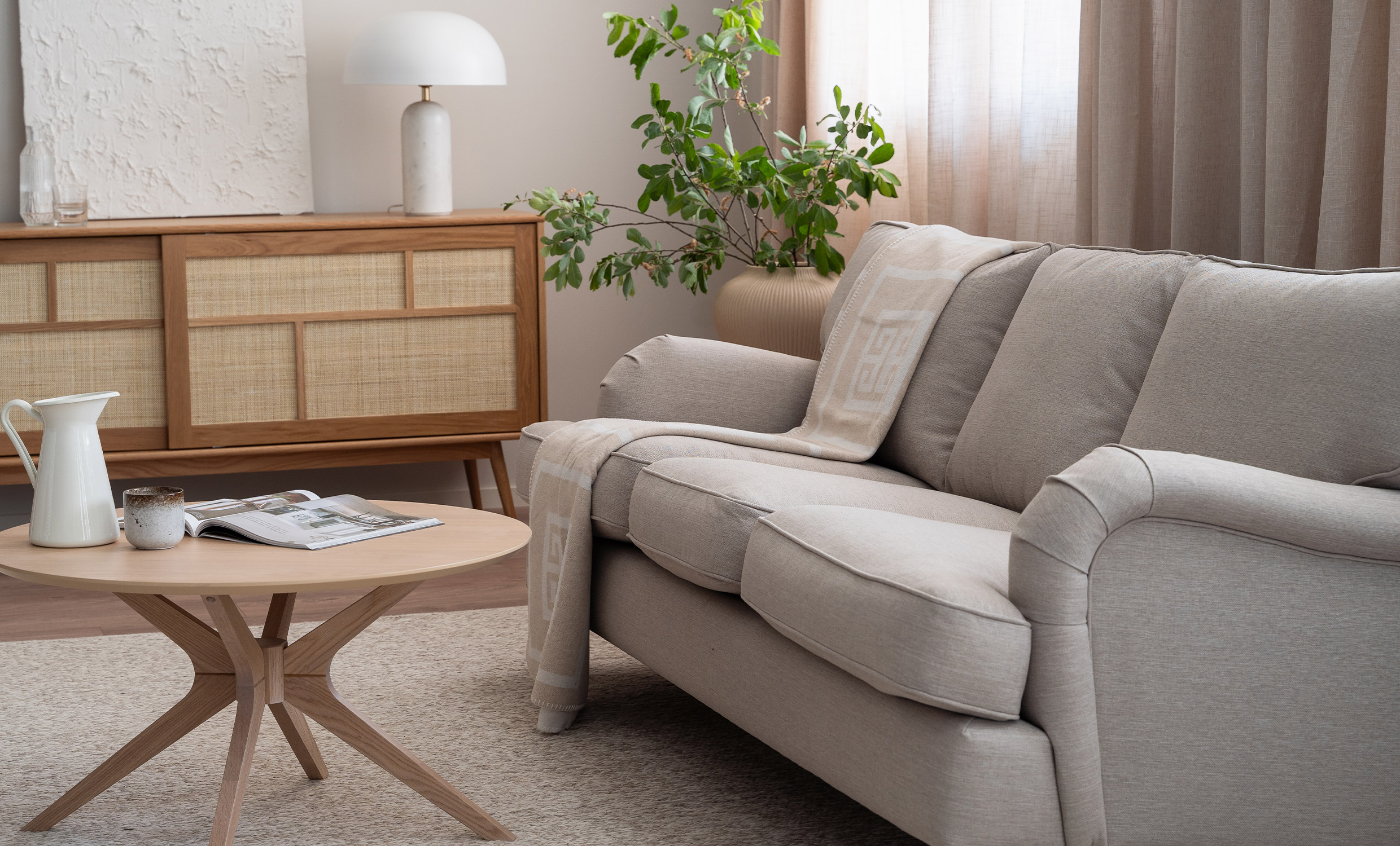 SKAGEN 3-sits Howardsoffa Beige från SoffaDirekt, bild 2