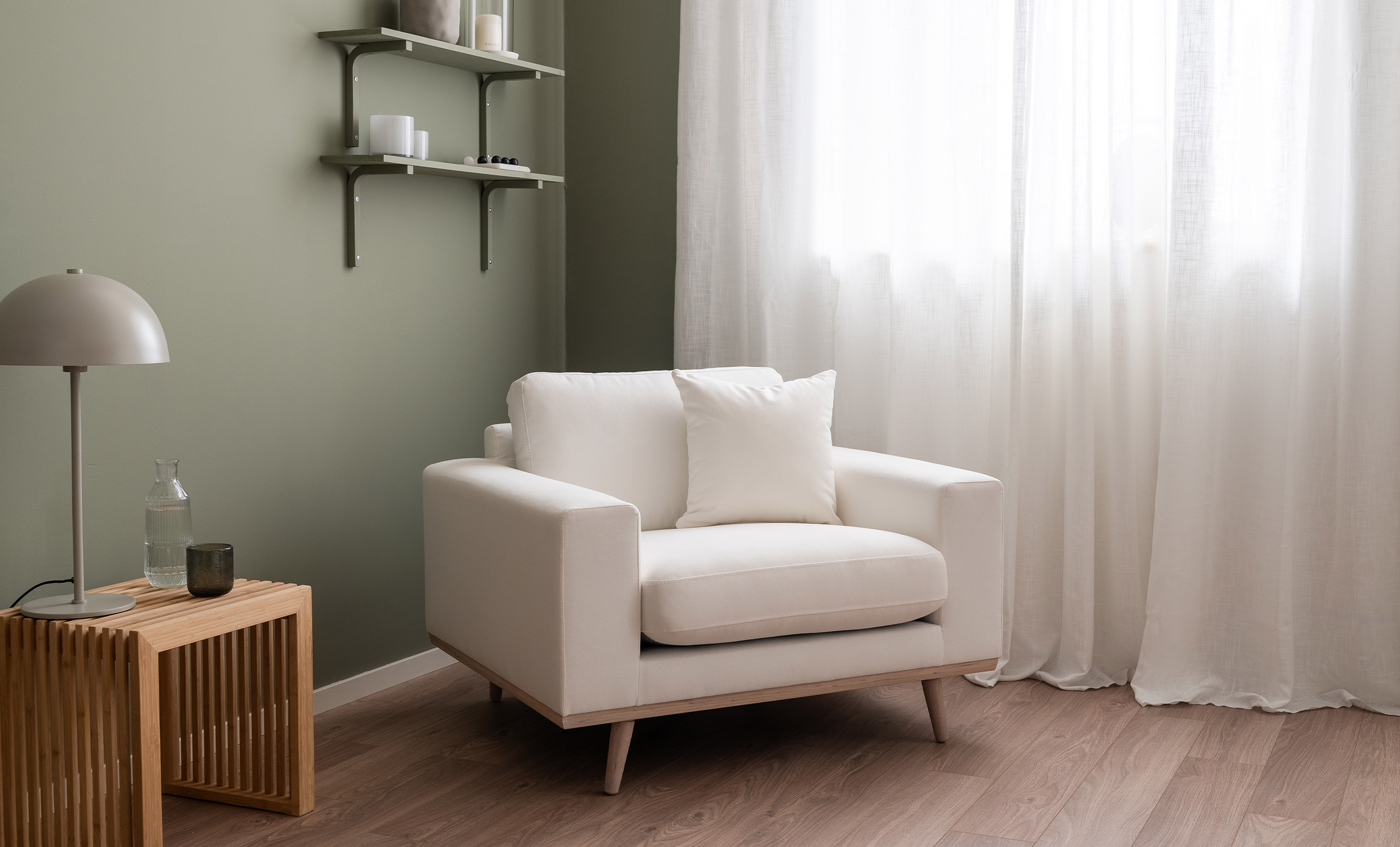 STOCKHOLM PREMIUM Fåtölj Beige från SoffaDirekt, bild 2