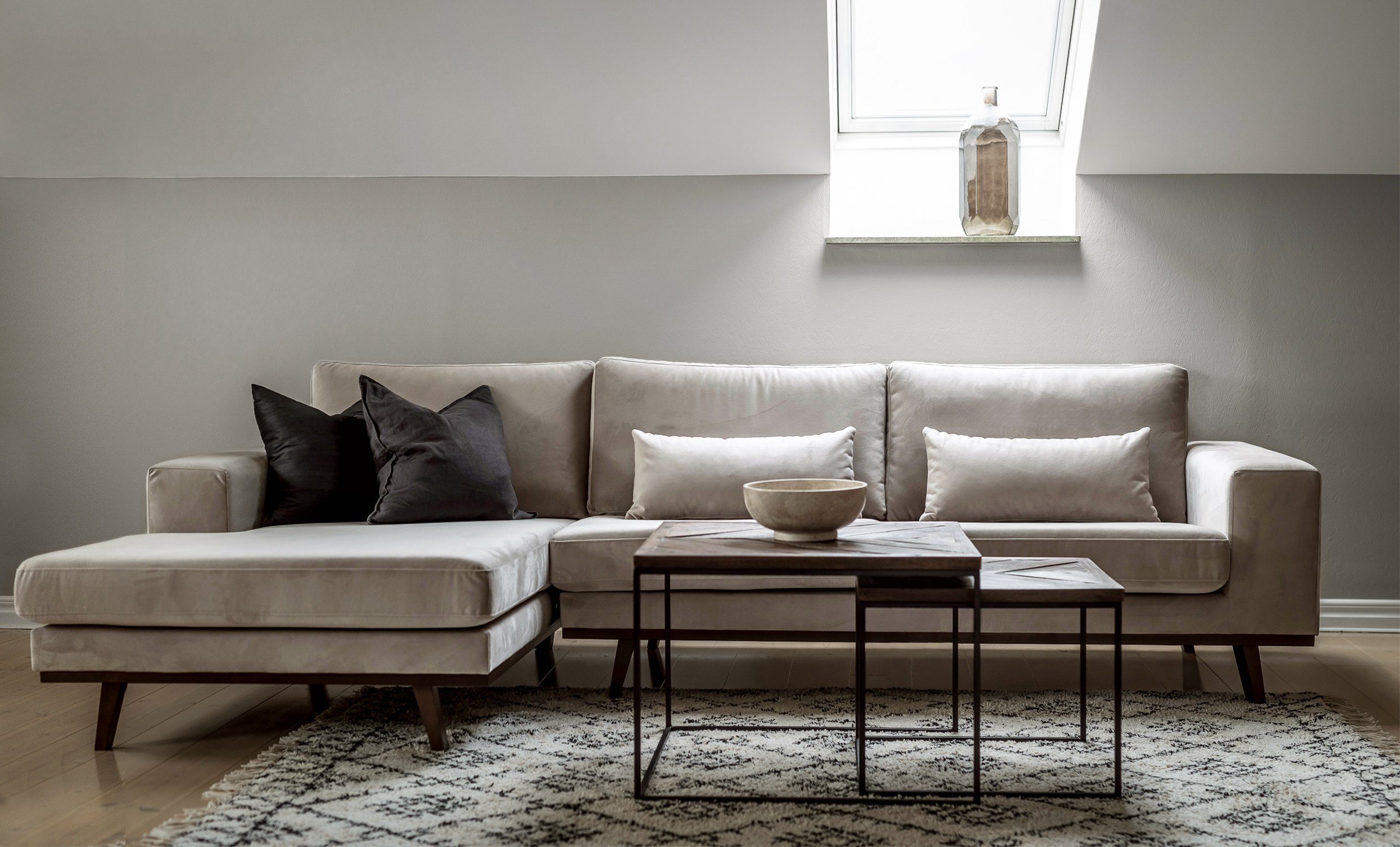 STOCKHOLM Divansoffa Vänster Velvet Edition Greige från SoffaDirekt, bild 2