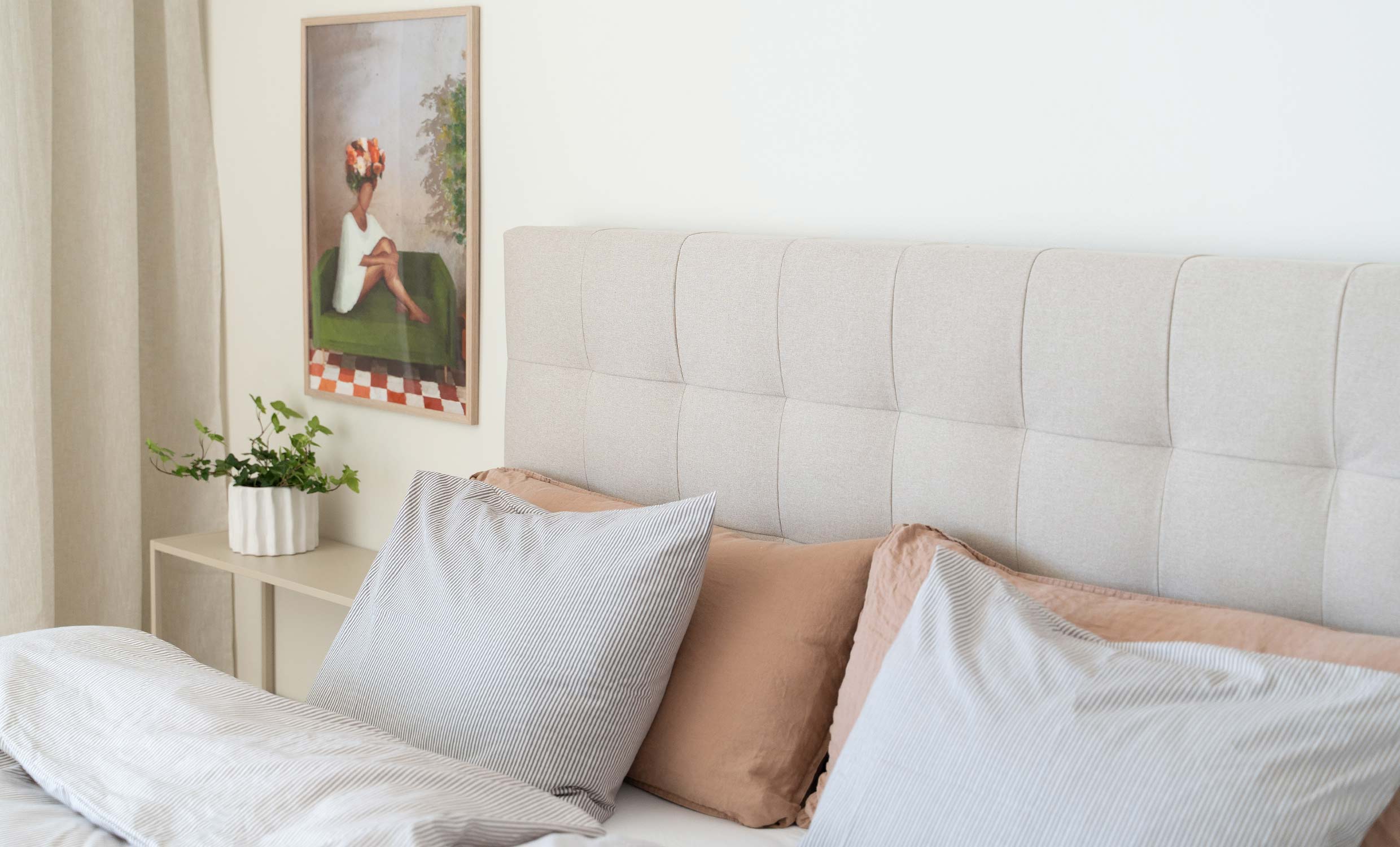 VÄRMDÖ Premium Sänggavel 120 Beige från SoffaDirekt, bild 2