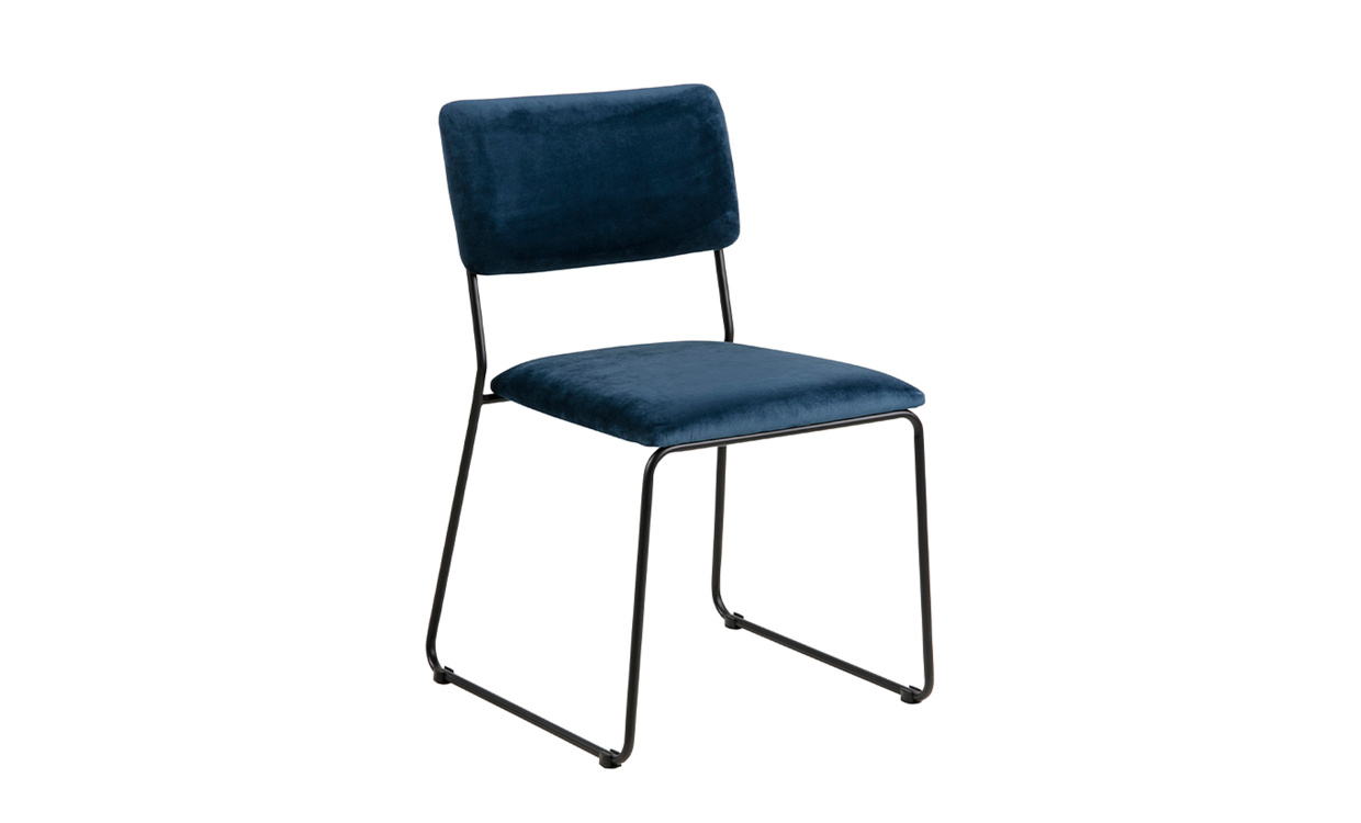 CRAWFORD Stol Nattbl Sammet i gruppen Matplats / Sittmbler / Stolar hos SoffaDirekt.se (0000080651)