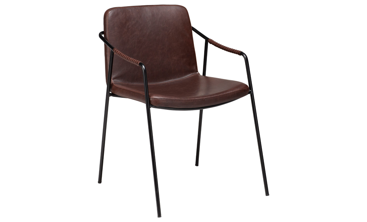 BOTO Stol PU Mrkbrun i gruppen Matplats / Sittmbler / Stolar hos SoffaDirekt.se (100310304)