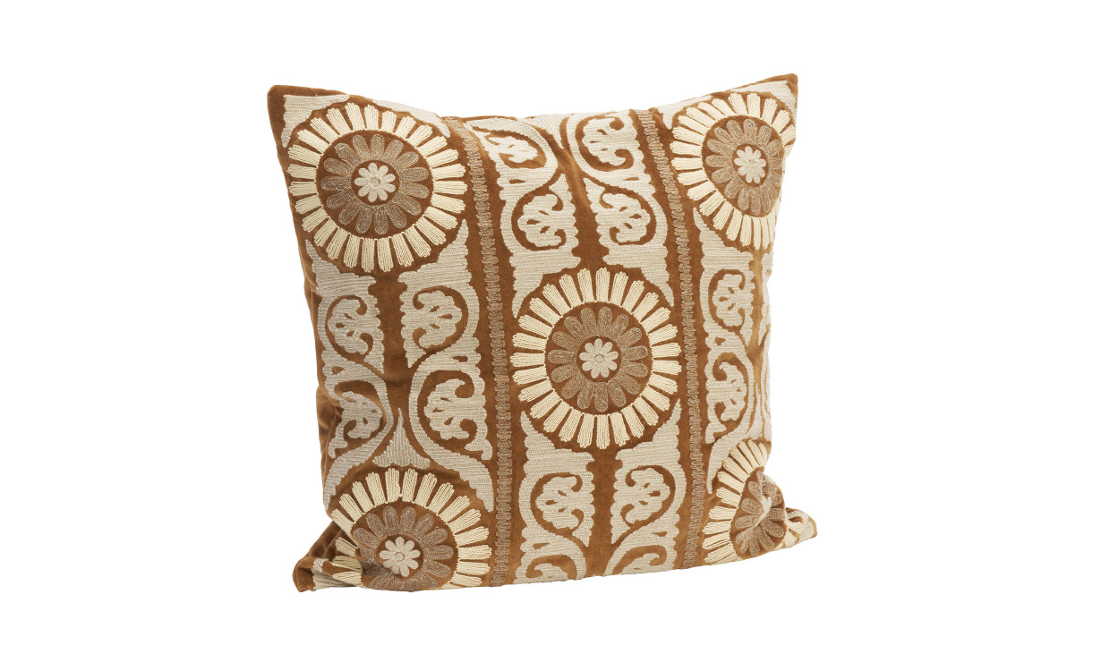 SUZANI Kuddfodral 50x50 Brun i gruppen Mattor & Textil / Prydnadskuddar / Kuddfodral hos SoffaDirekt.se (1025-111)