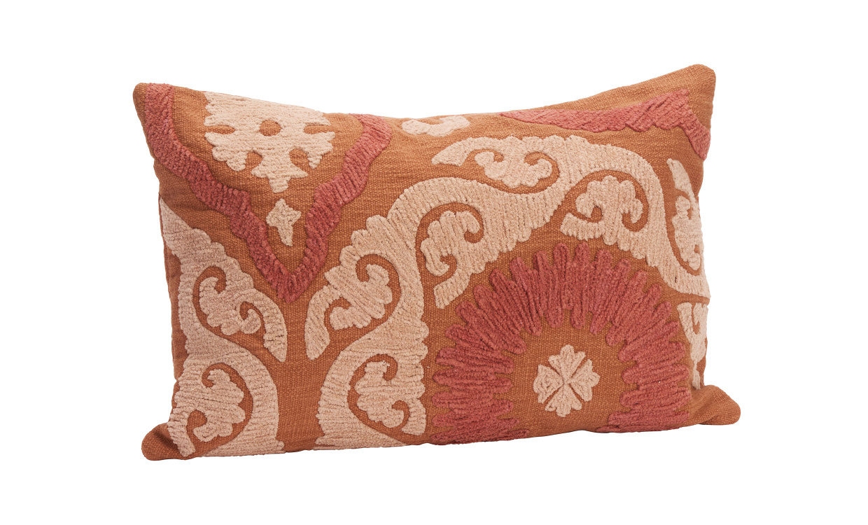 SUZANI Kuddfodral 40x60 Orange i gruppen Mattor & Textil / Prydnadskuddar / Kuddfodral hos SoffaDirekt.se (1025-114)
