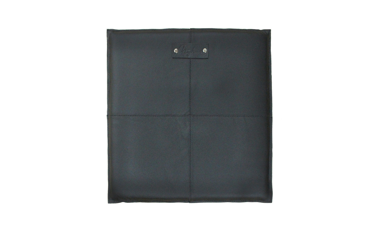 SITTDYNA i lder Svart 38x38 i gruppen Mattor & Textil / Dynor hos SoffaDirekt.se (103600)