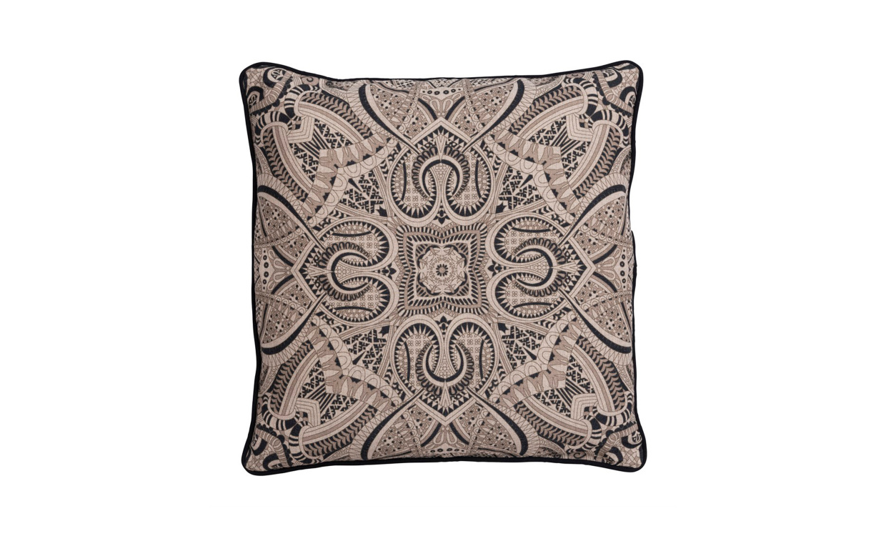 MANJA Kuddfodral 50x50 Beige/Mrkbl i gruppen Mattor & Textil / Prydnadskuddar / Kuddfodral hos SoffaDirekt.se (103616)