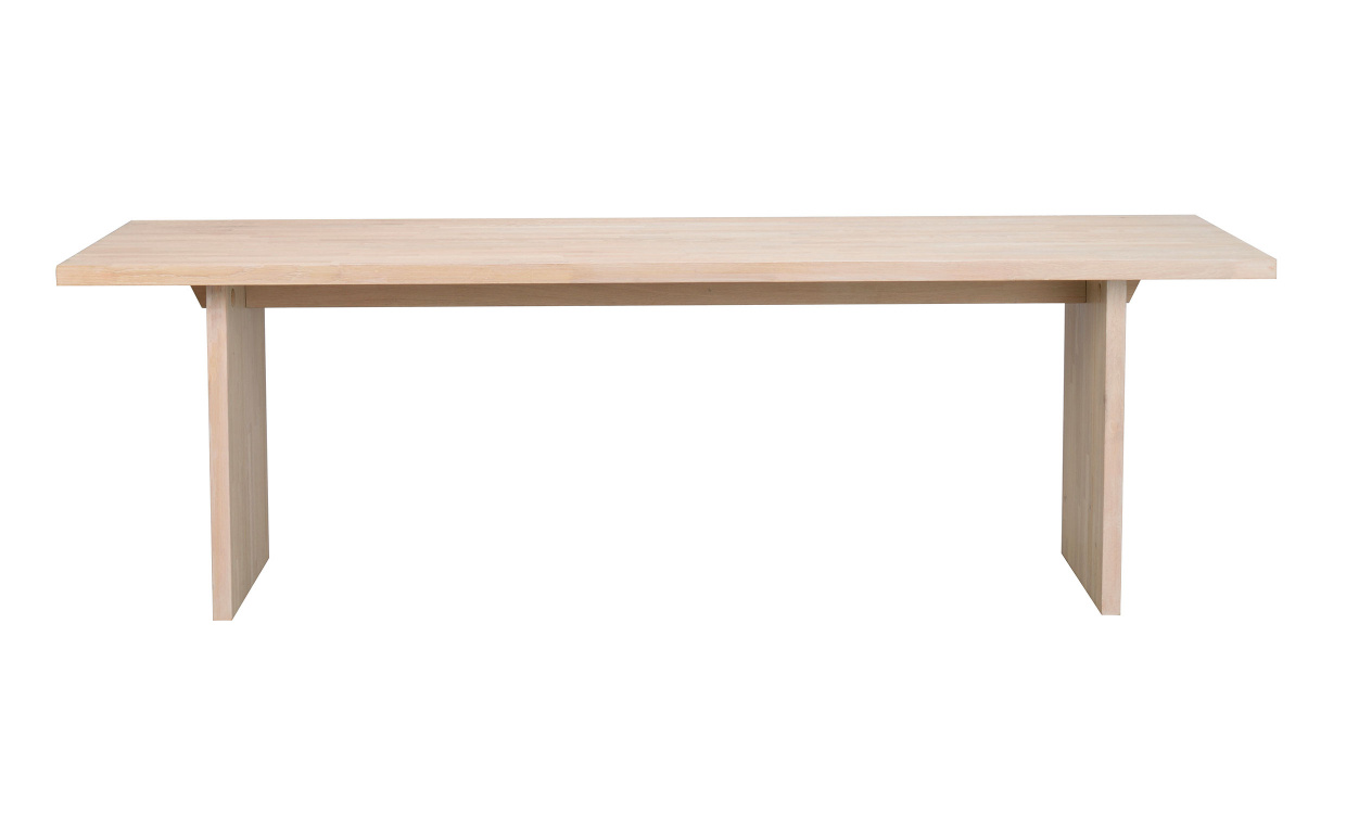 EMMETT Matbord 240 Vitpigmenterad ek i gruppen Matplats / Bord / Matbord hos SoffaDirekt.se (120350)