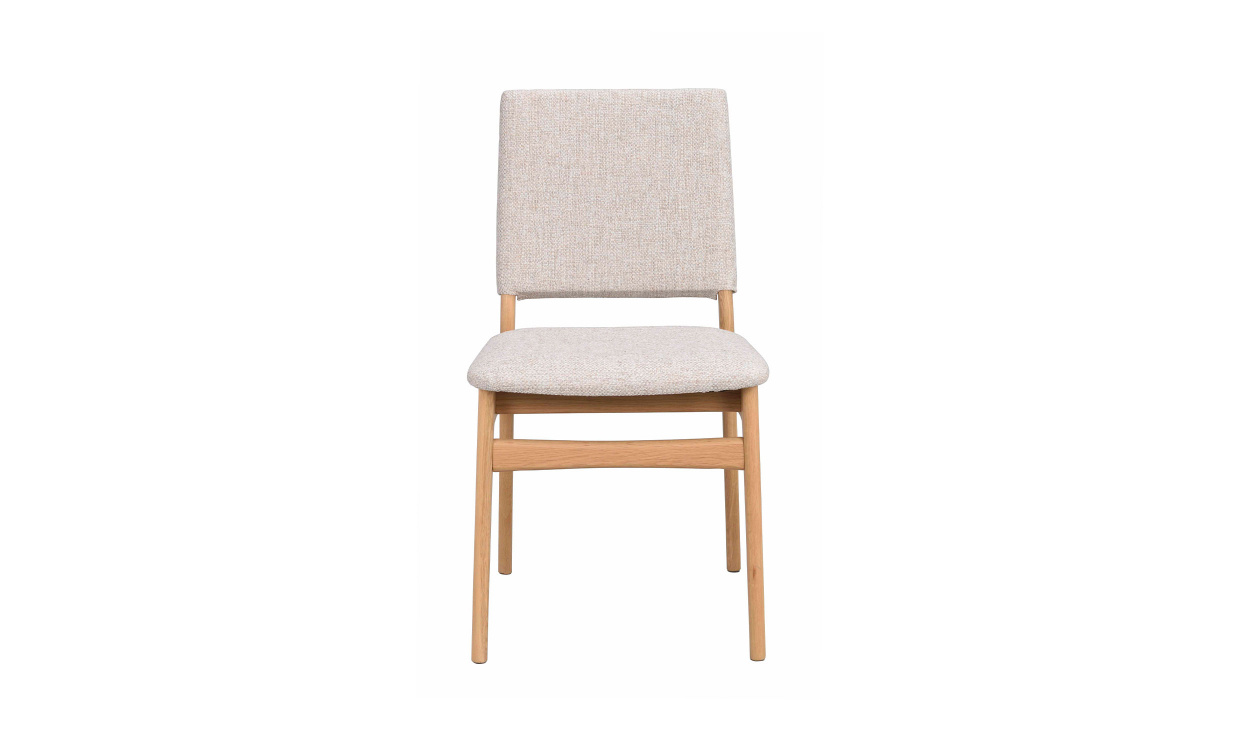 MEDFORD Stol Ljusbeige, Ek i gruppen Matplats / Sittmöbler / Stolar hos SoffaDirekt.se (121282)