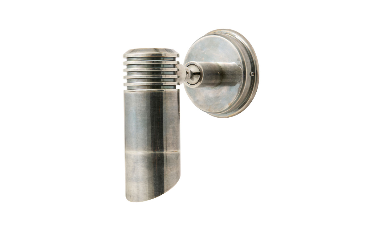 BRAGI Vgglampa Ute Chrome i gruppen Belysning / Lampor / Utomhusbelysning hos SoffaDirekt.se (1566)