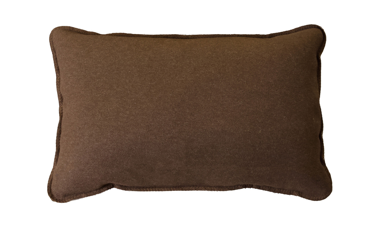 RINA Kuddfodral 50x72cm Brun i gruppen Mattor & Textil / Prydnadskuddar / Kuddfodral hos SoffaDirekt.se (1667-53-066)