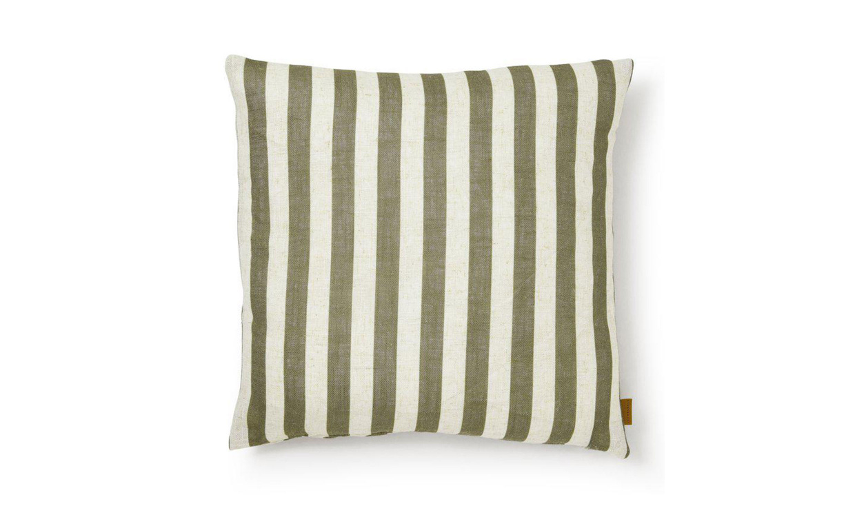 CRUELLA STRIPE Kuddfodral 50x50 Grön i gruppen Mattor & Textil / Prydnadskuddar / Kuddfodral hos SoffaDirekt.se (2347178)