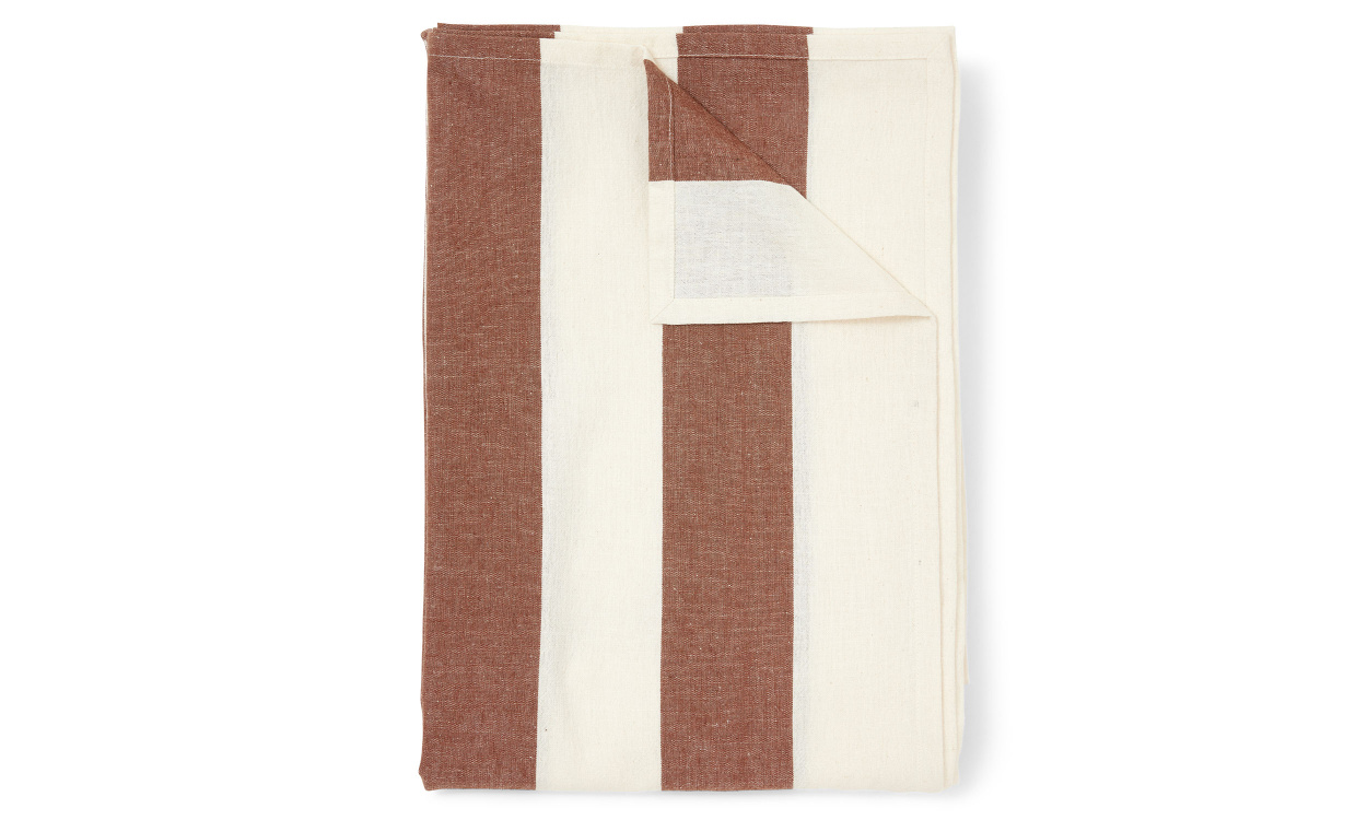 STRIATO Duk 140x260 Brun i gruppen Kk / Kkstextil hos SoffaDirekt.se (2373482)