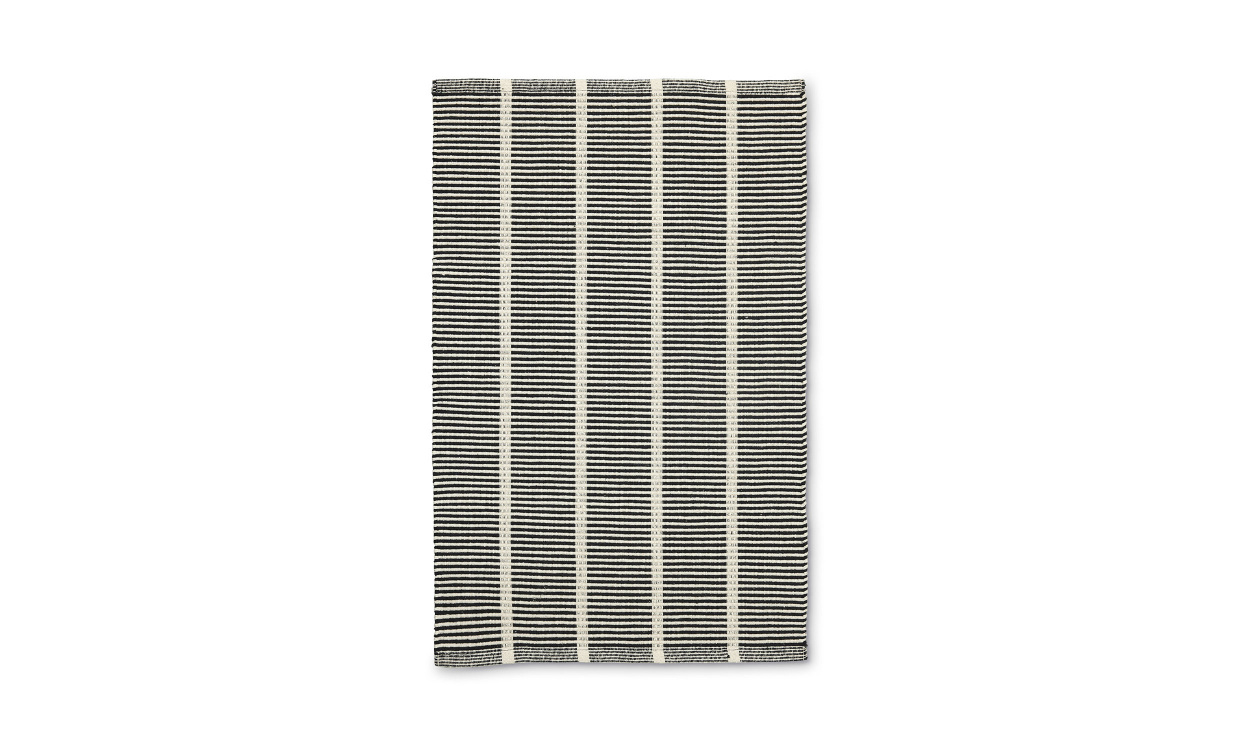 LAGAN Matta 60x90 Svart/Offwhite i gruppen Mattor & Textil / Mattor / Bomullsmattor hos SoffaDirekt.se (2388999)