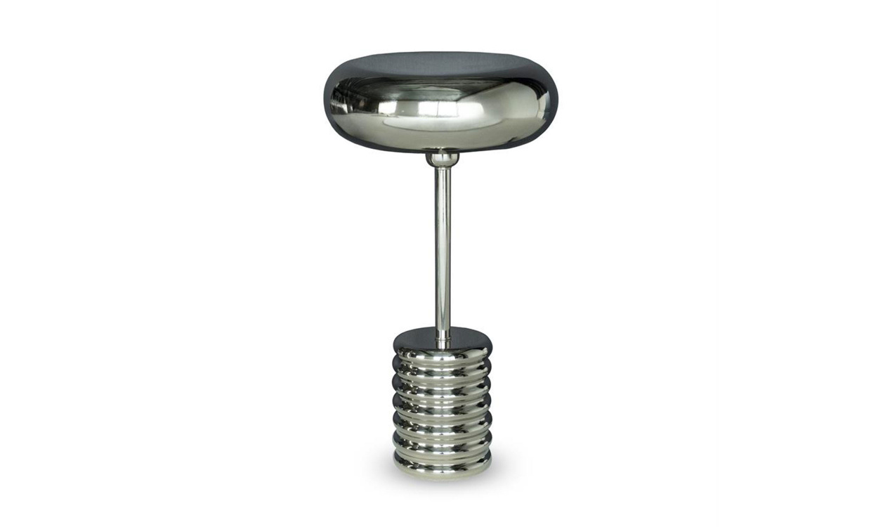 CROME Bordslampa i gruppen Belysning / Lampor / Bordslampor hos SoffaDirekt.se (250208)