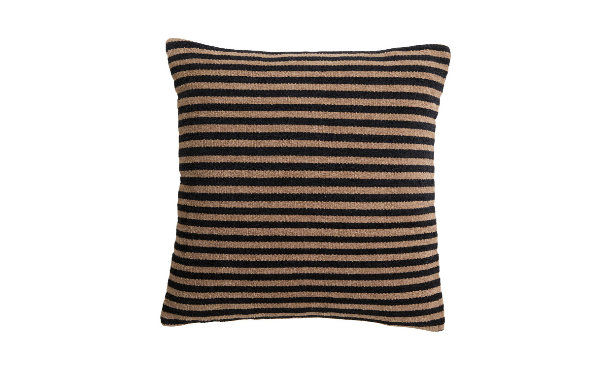 NERO Kuddfodral 43x43 Svart/Brun i gruppen Mattor & Textil / Prydnadskuddar / Kuddfodral hos SoffaDirekt.se (2534)