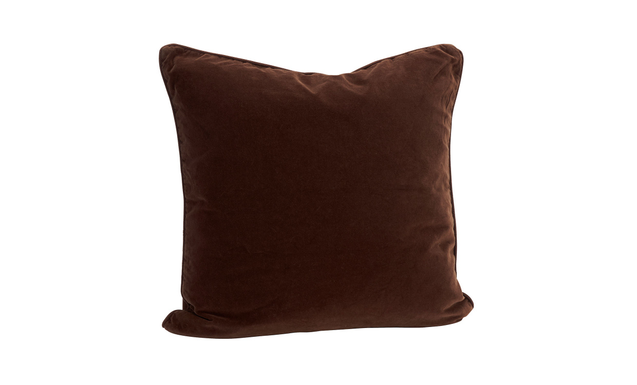 KUDDFODRAL Sammet 50x50 Brun i gruppen Mattor & Textil / Prydnadskuddar / Kuddfodral hos SoffaDirekt.se (25CUC103DB)