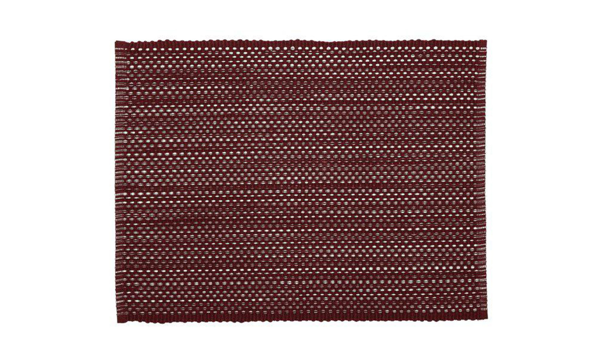 TINA Tablett 35x45 Vinröd 4-p i gruppen Kök / Kökstextil hos SoffaDirekt.se (260159-045-63)