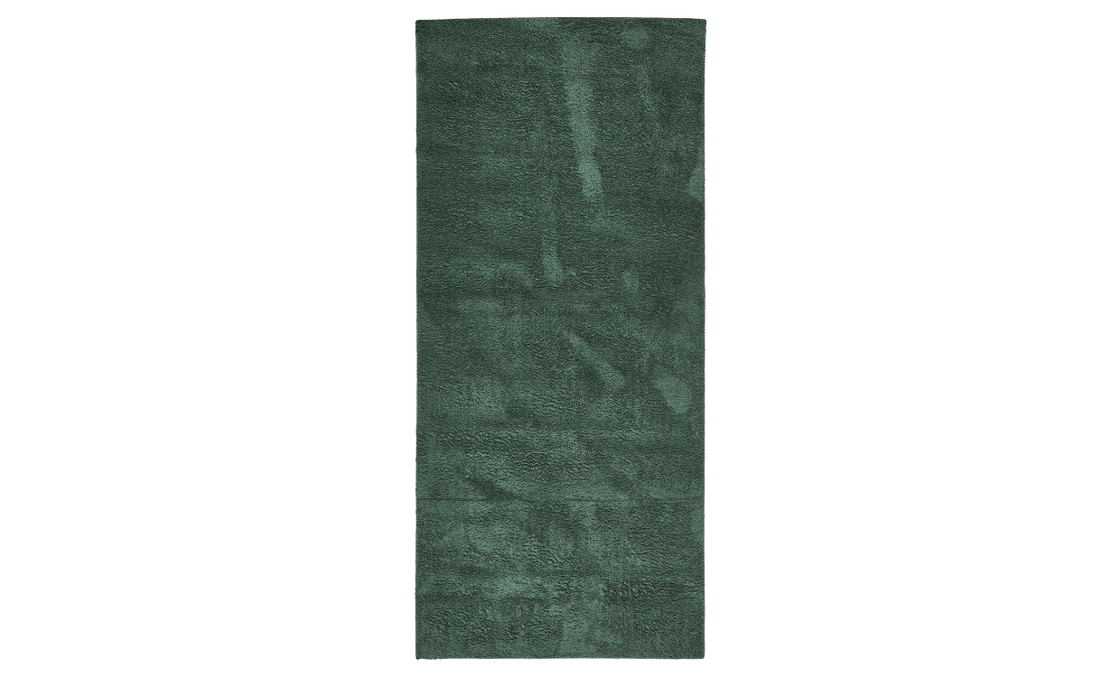 BIBBI Ryamatta 80x130 Mrkgrn i gruppen Mattor & Textil / Mattor / Ryamattor hos SoffaDirekt.se (3883-31)