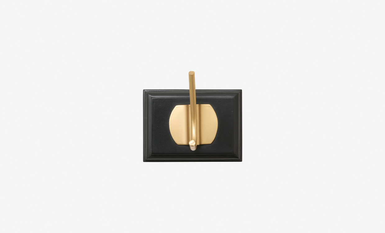 EDGY Hngare 1 krok Svart i gruppen Vardagsrum / Frvaringsmbler / Hyllor hos SoffaDirekt.se (40811)