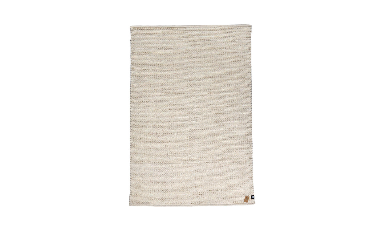 UNA Ullmatta 240x340 Offwhite i gruppen Mattor & Textil / Mattor / Ullmattor & R�llakan hos SoffaDirekt.se (6706-06)