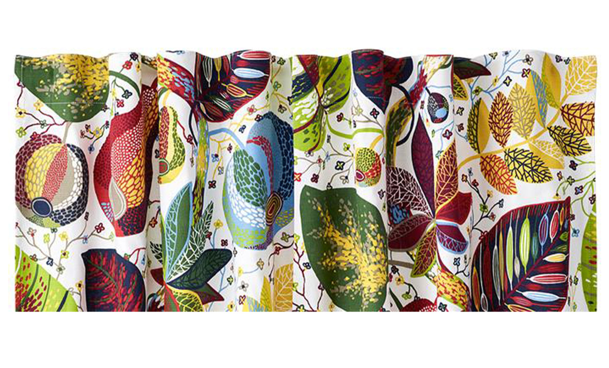A&E Kappa 47x250cm Röd i gruppen Mattor & Textil / Gardiner hos SoffaDirekt.se (6726-57-004)