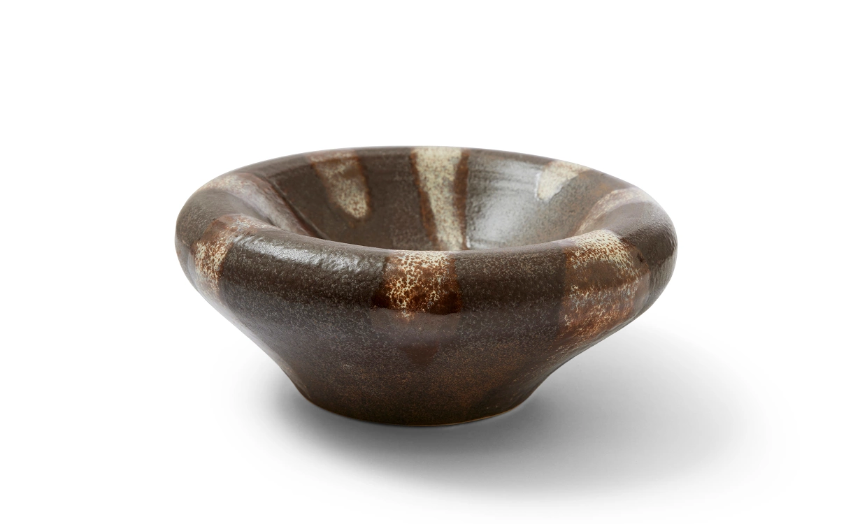 REMI Sk�l L M�rkbrun/Ivory i gruppen Dekoration hos SoffaDirekt.se (8133985)