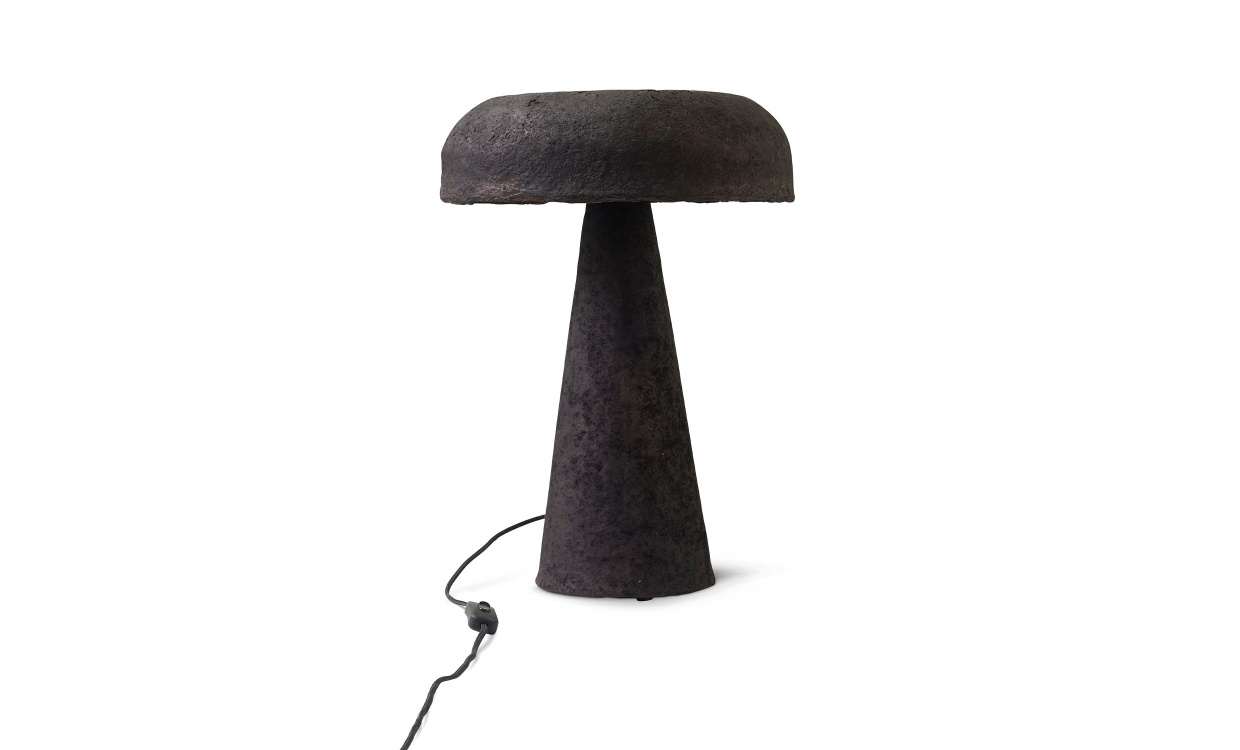 LUMA Bordslampa Svart i gruppen Belysning / Lampor / Bordslampor hos SoffaDirekt.se (8139099)