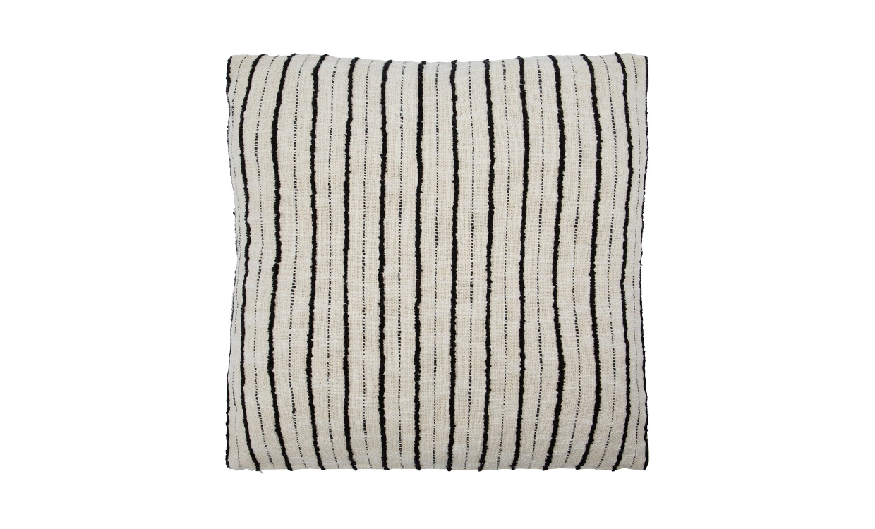 LINES Kuddfodral 50x50 Svart/Offwhite i gruppen Mattor & Textil / Prydnadskuddar / Kuddfodral hos SoffaDirekt.se (900000148)