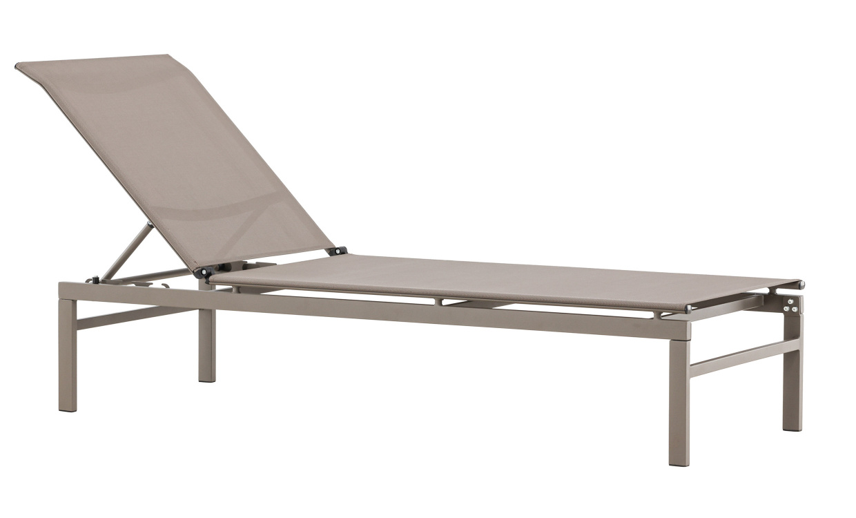 MADDOX Solsng Beige i gruppen Utembler / Sittmbler / Solstolar hos SoffaDirekt.se (9804-222)