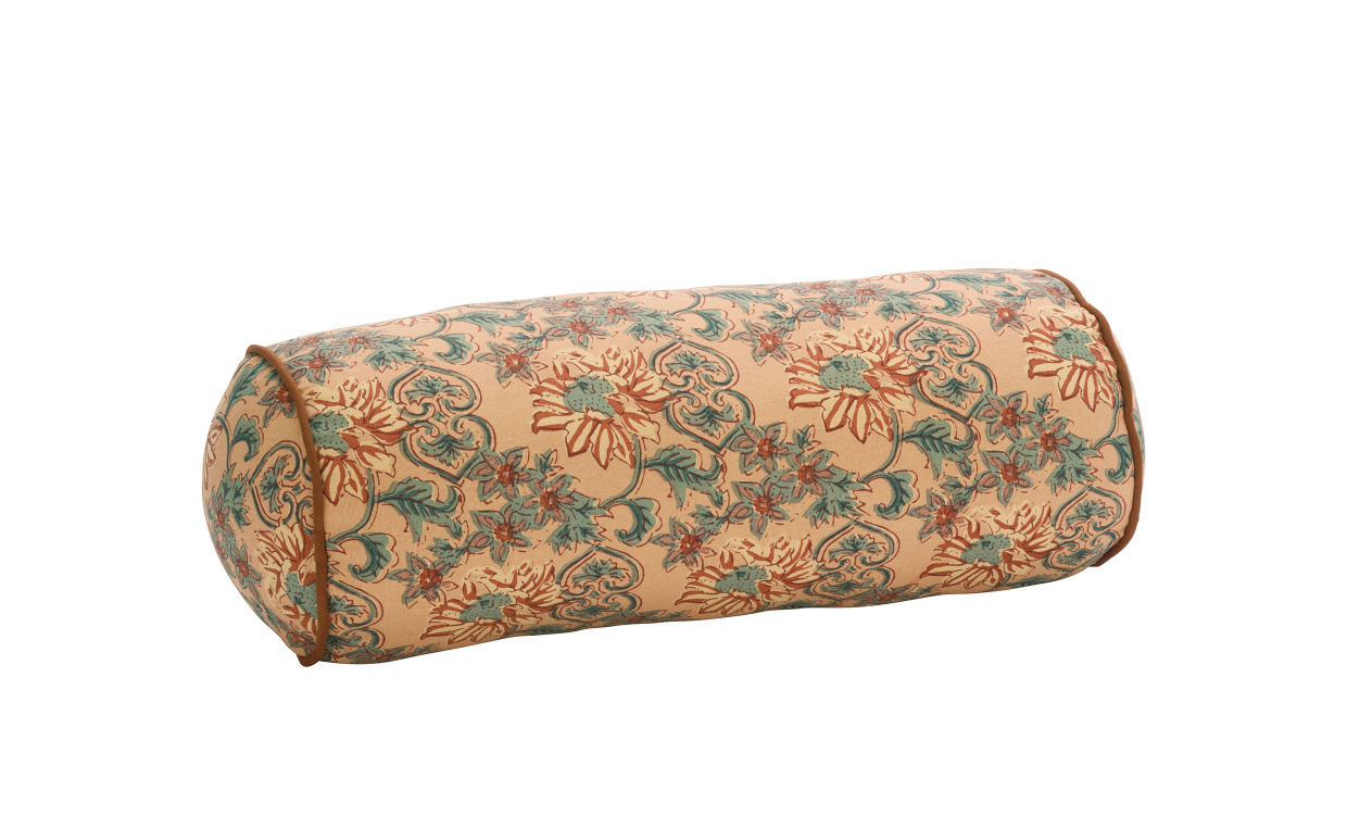 BOLSTERKUDDE 20x50 Peach/Multi i gruppen Mattor & Textil / Prydnadskuddar hos SoffaDirekt.se (BLO-2050-325)