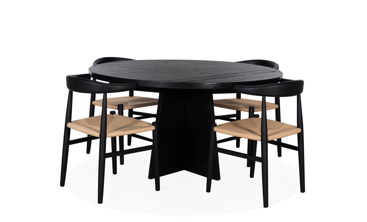 JACKSON/LUNDA Matgrupp 4 Stolar Svart i gruppen Matplats / Matgrupper / Matgrupp Tr hos SoffaDirekt.se (S2513N-XNR125-BL4)