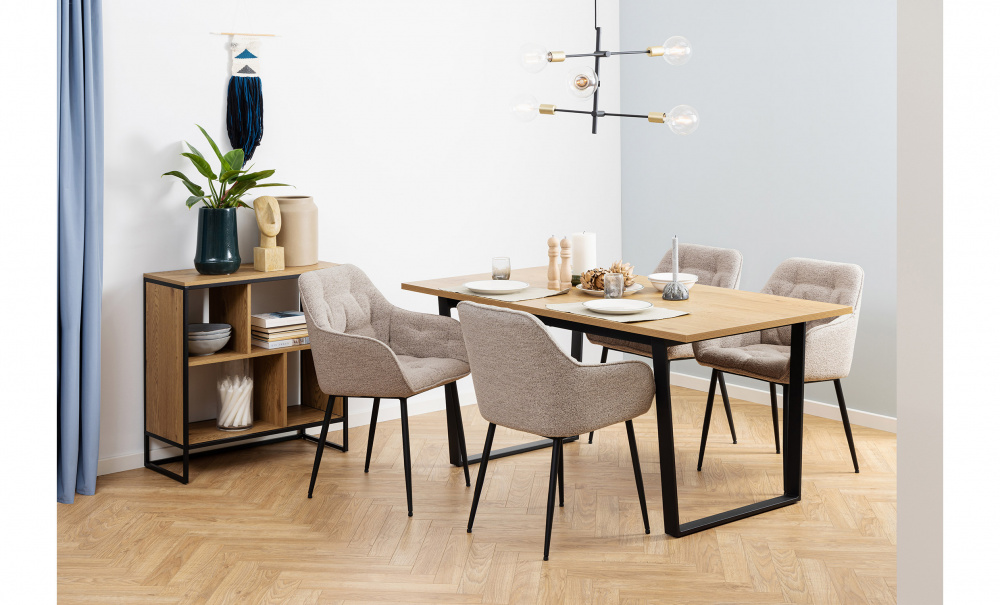 SAGA Ftlj Beige i gruppen Matplats / Sittmbler / Stolar hos SoffaDirekt.se (0000098182)