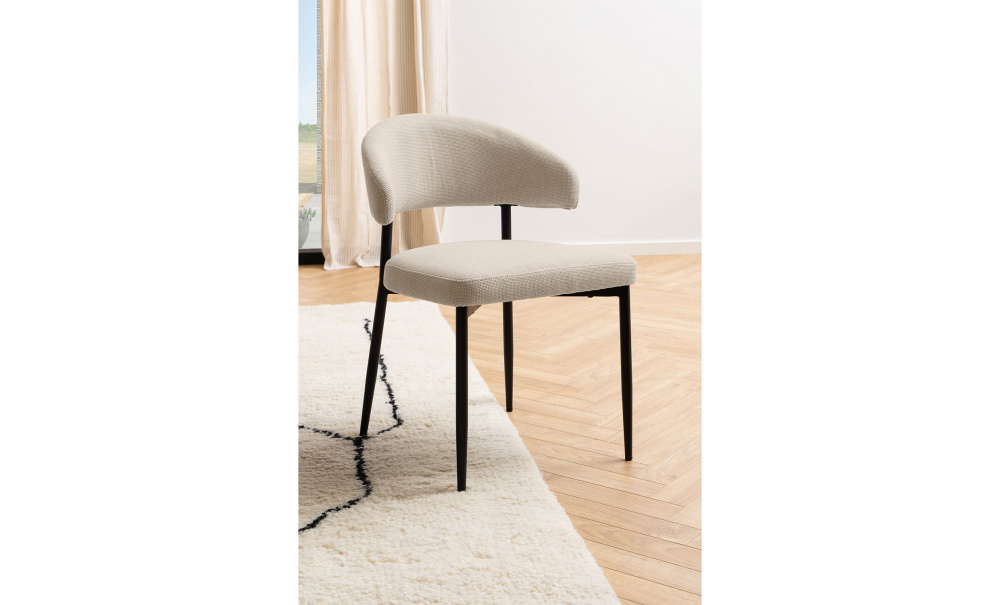 HOLLY Matstol Beige i gruppen Matplats / Sittmbler / Stolar hos SoffaDirekt.se (0000100437)