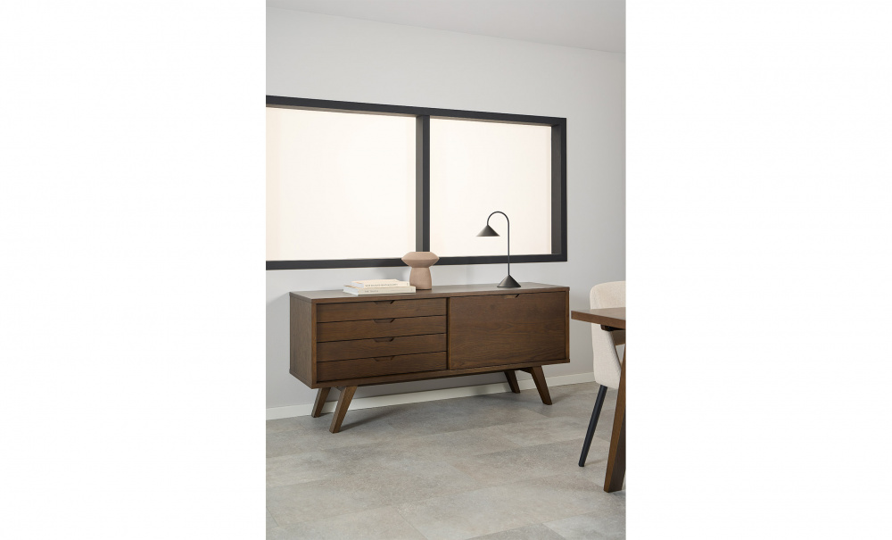 MATILDA Sidobord Valnt i gruppen Vardagsrum / Frvaringsmbler / Sideboards hos SoffaDirekt.se (0000107586)
