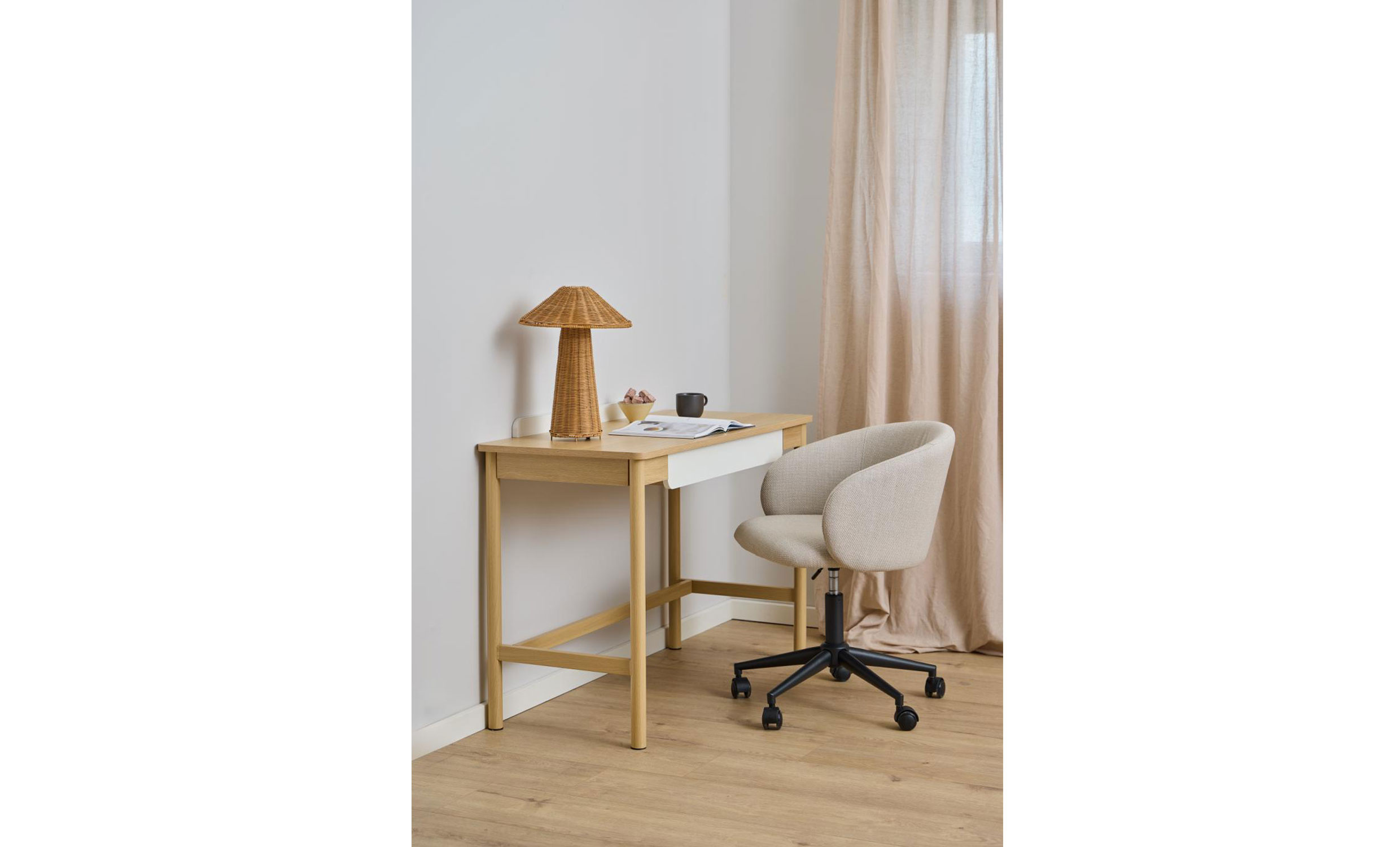 ETT� Skrivbordsstol Beige