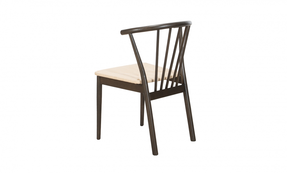 Ninni Stol Brun i gruppen Matplats / Sittmbler / Pinnstolar hos SoffaDirekt.se (0000110837)