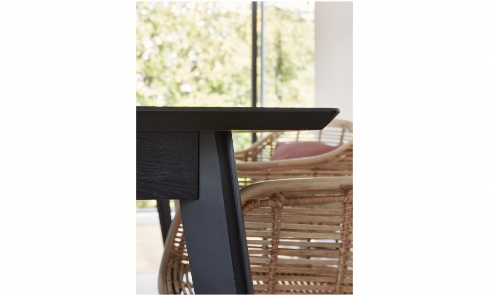 STAY Matbord Svart i gruppen Matplats / Bord / Matbord hos SoffaDirekt.se (051102)